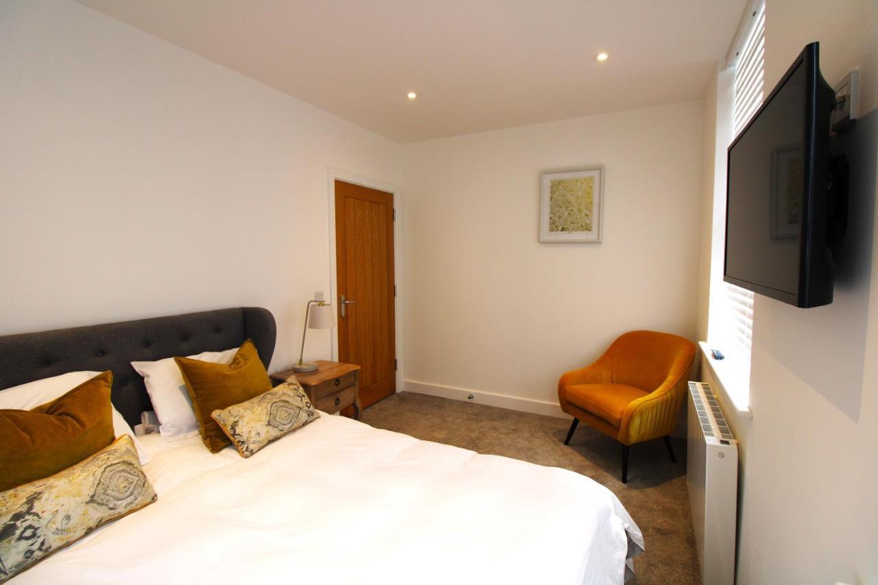 No 10 @Short Stays Basingstoke Eksteriør bilde