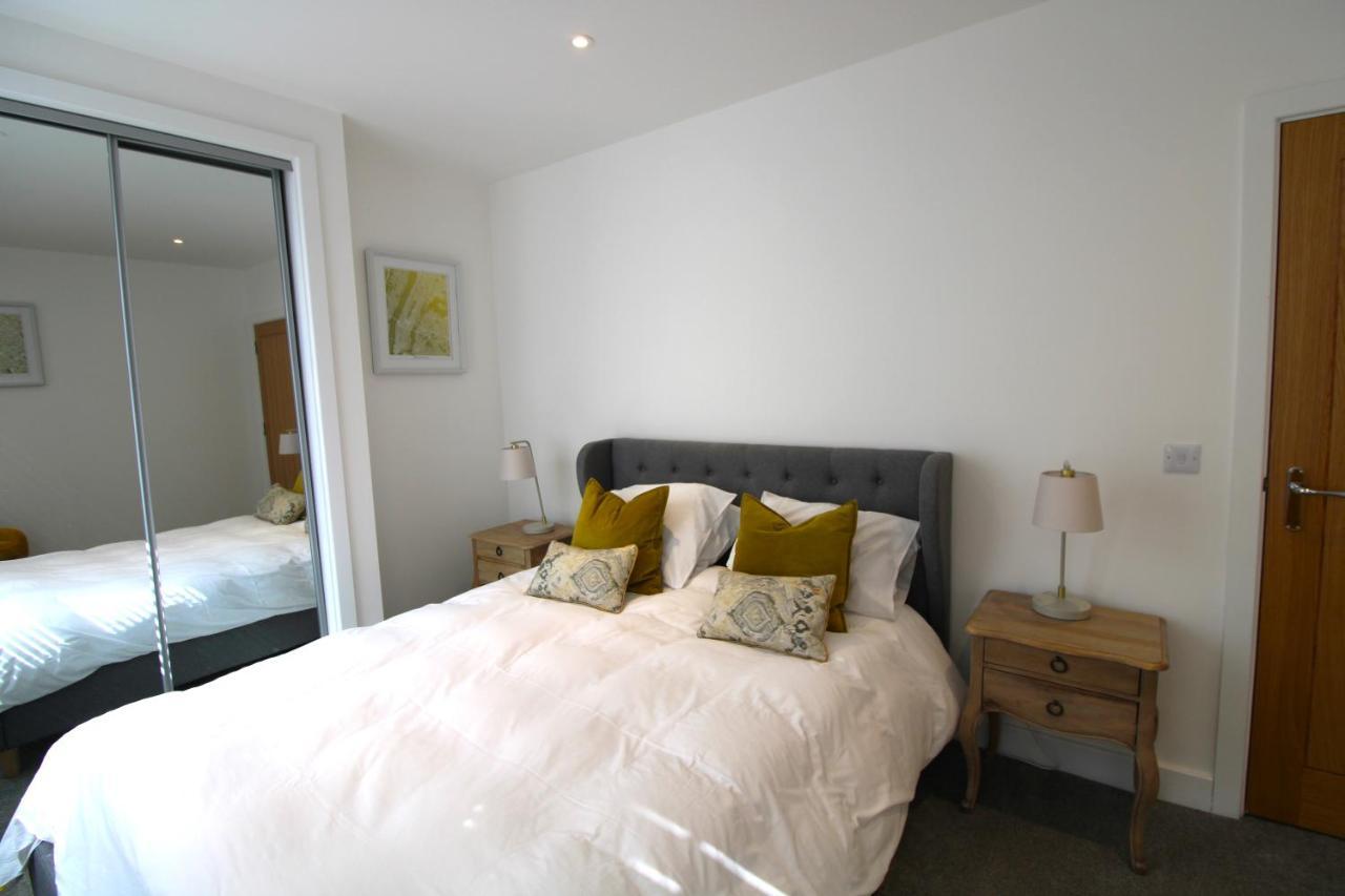 No 10 @Short Stays Basingstoke Eksteriør bilde